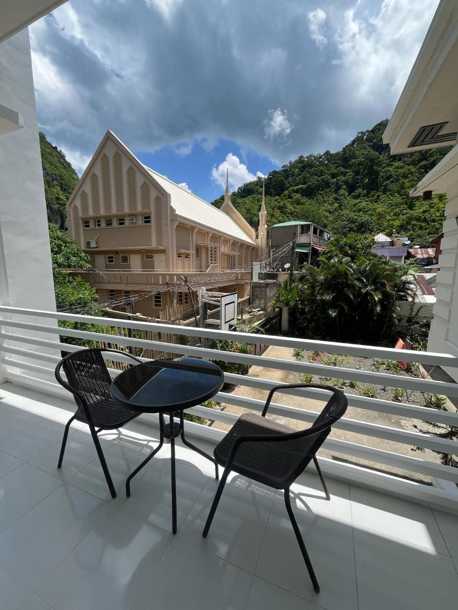 Carandang Tourist Inn 爱妮岛 外观 照片